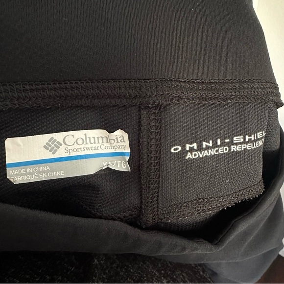 Size XL Columbia Women's Back Beauty High-Rise Omni Shield Water Resistant Pants - Picture 7 of 7